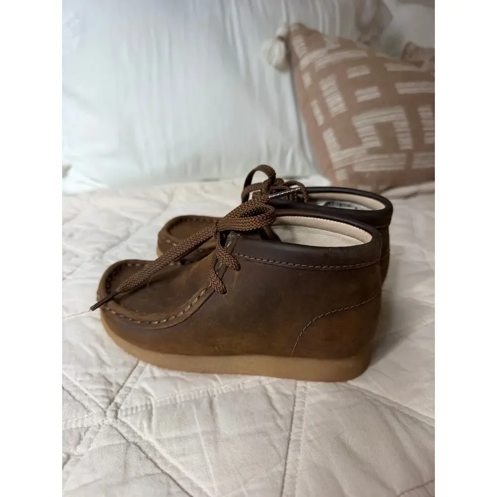 Clarks Wallabee Boot - Little Kid - Beeswax Size 10 Wide